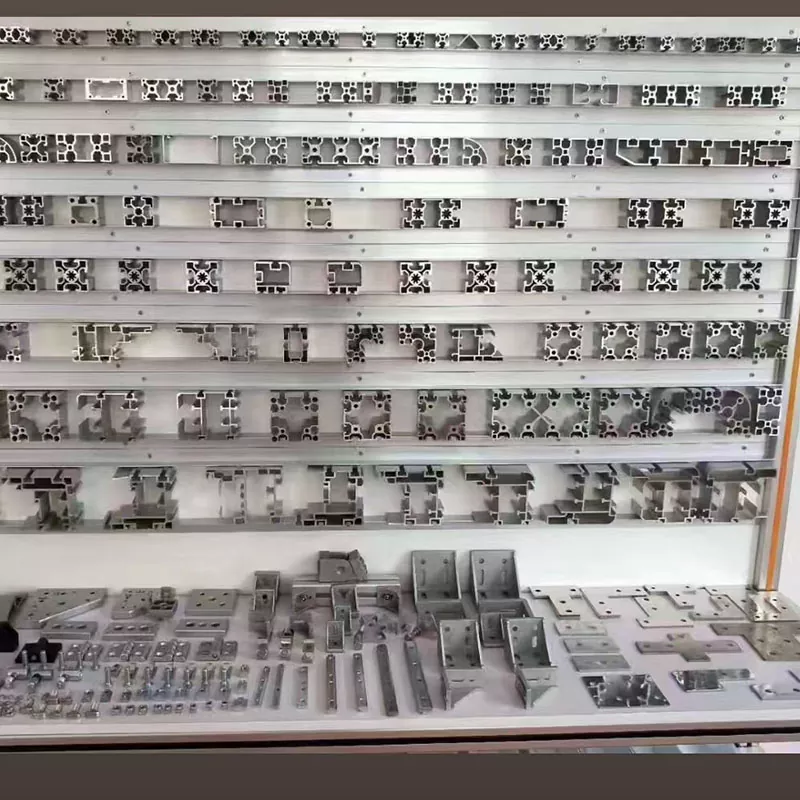 Automatyczna linia montażowa przemysłowy profil aluminium